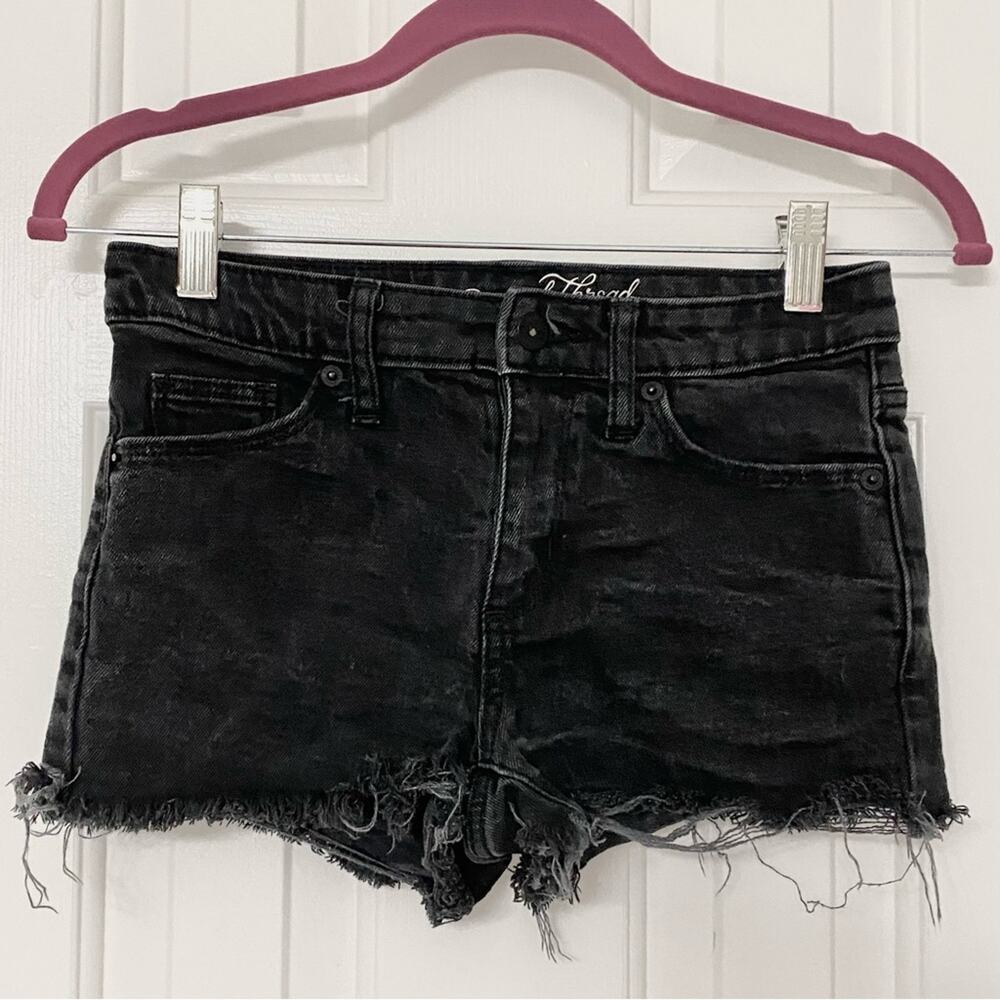 UNIVERSAL THREAD • Black Denim Distressed Jean Shorts